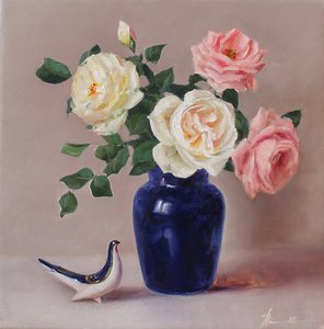 Розы с птичкой