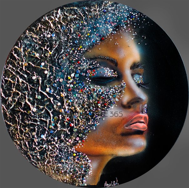 Девушка "Лик Вечности"