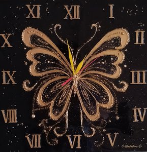 Золотая бабочка-часы