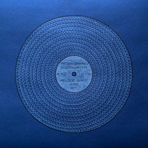 Мелодия Белая абстракция с узором на синей бумаге