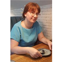 Людмила Столярова